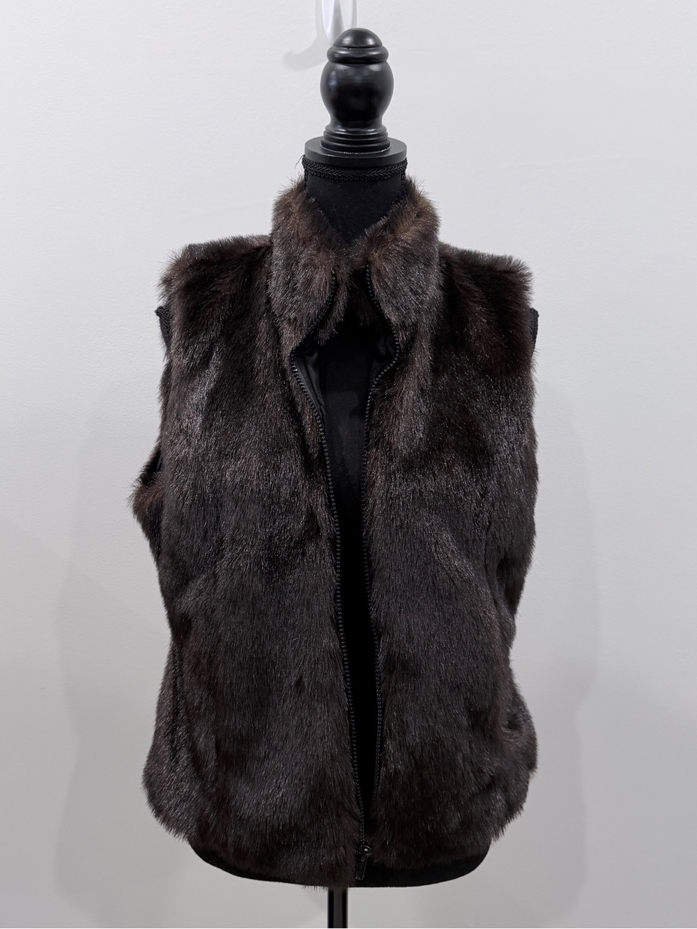 Karen Kane Faux Fur Dark Brown Zip Up Vest